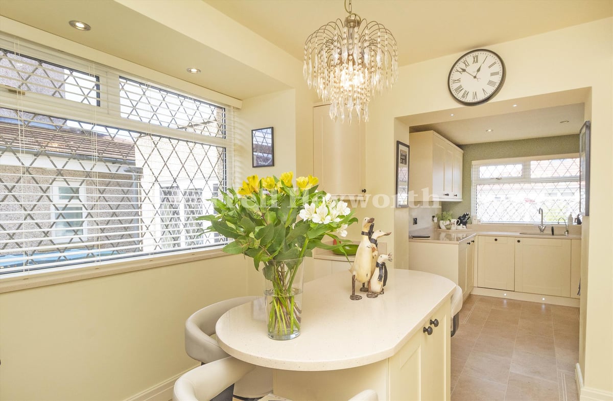 Breakfast Room