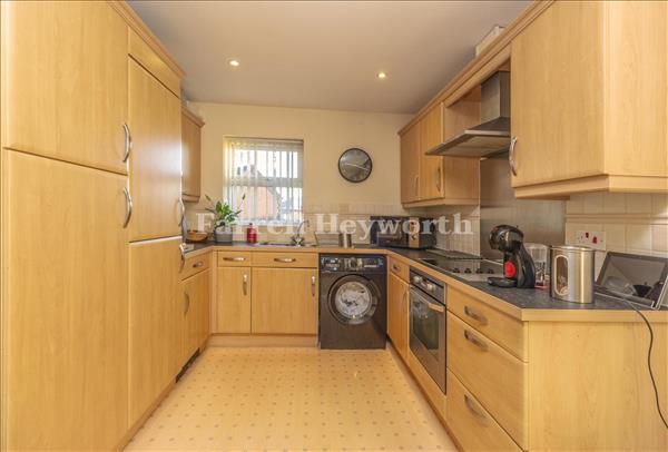 Kitchen Area  28 Jersey Fold