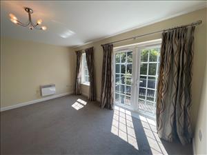 Garden close lounge 3