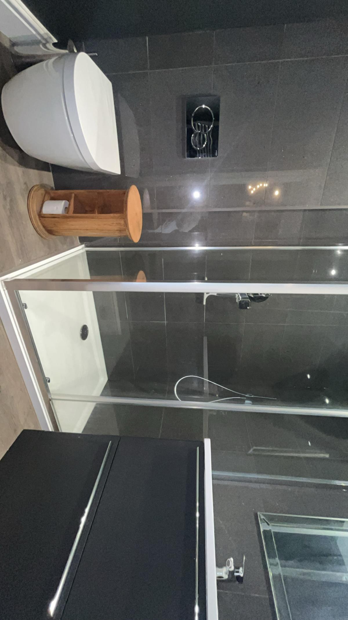 Bathroom I