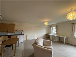 Living room 3