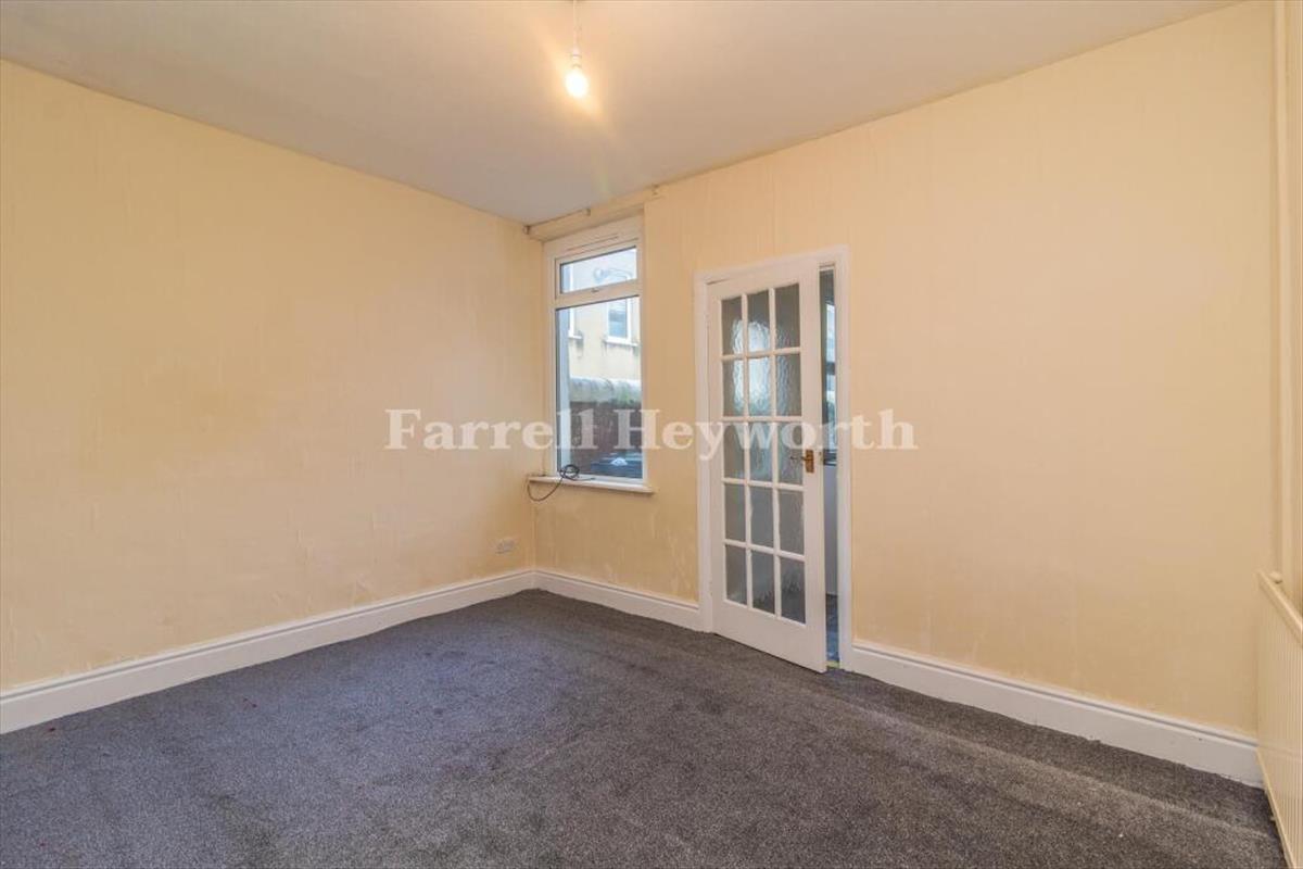 6baffb1e3253006c84259b3776728703