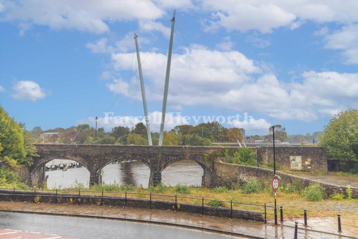 4c3553f68147a9c99cd62a25460b0746