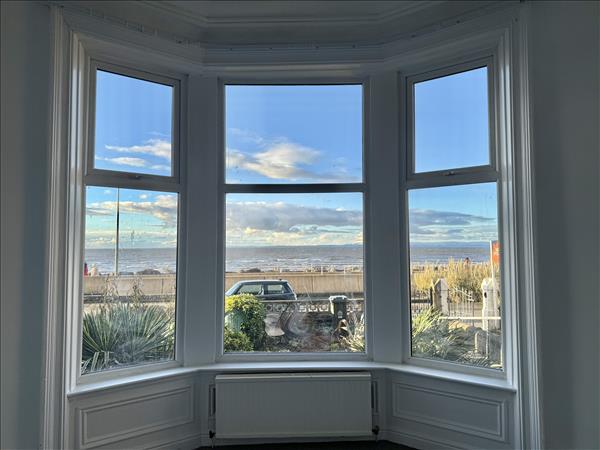 GFF Bay Window