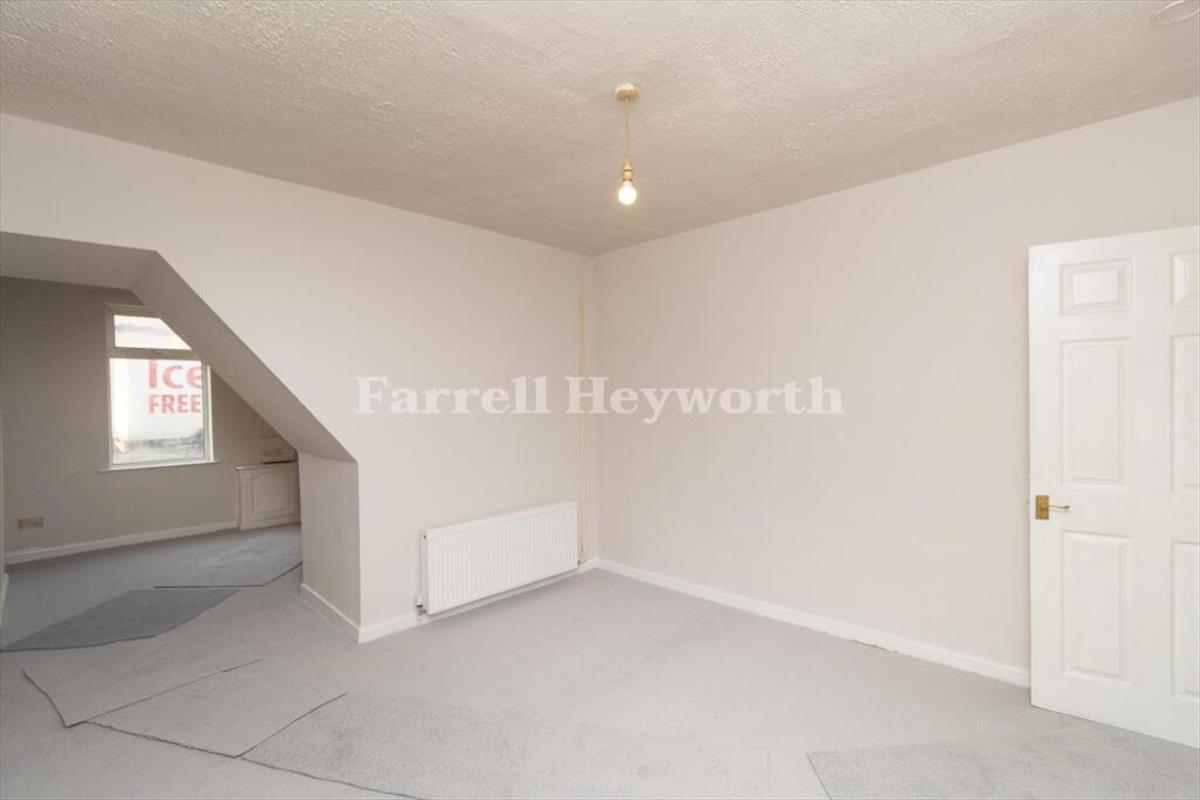 96db08de843a000d4f0ffbe89fdc9eb2