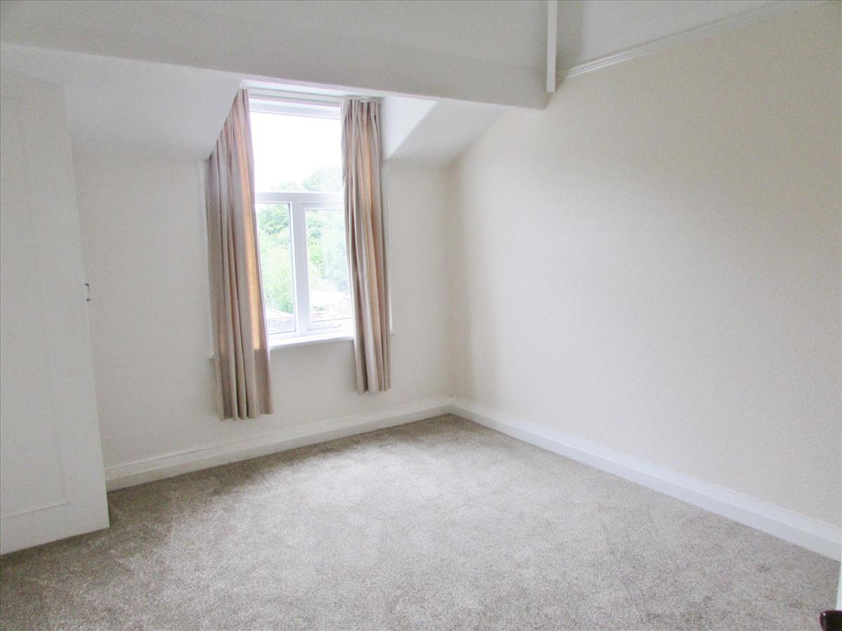 Elm Bedroom 1