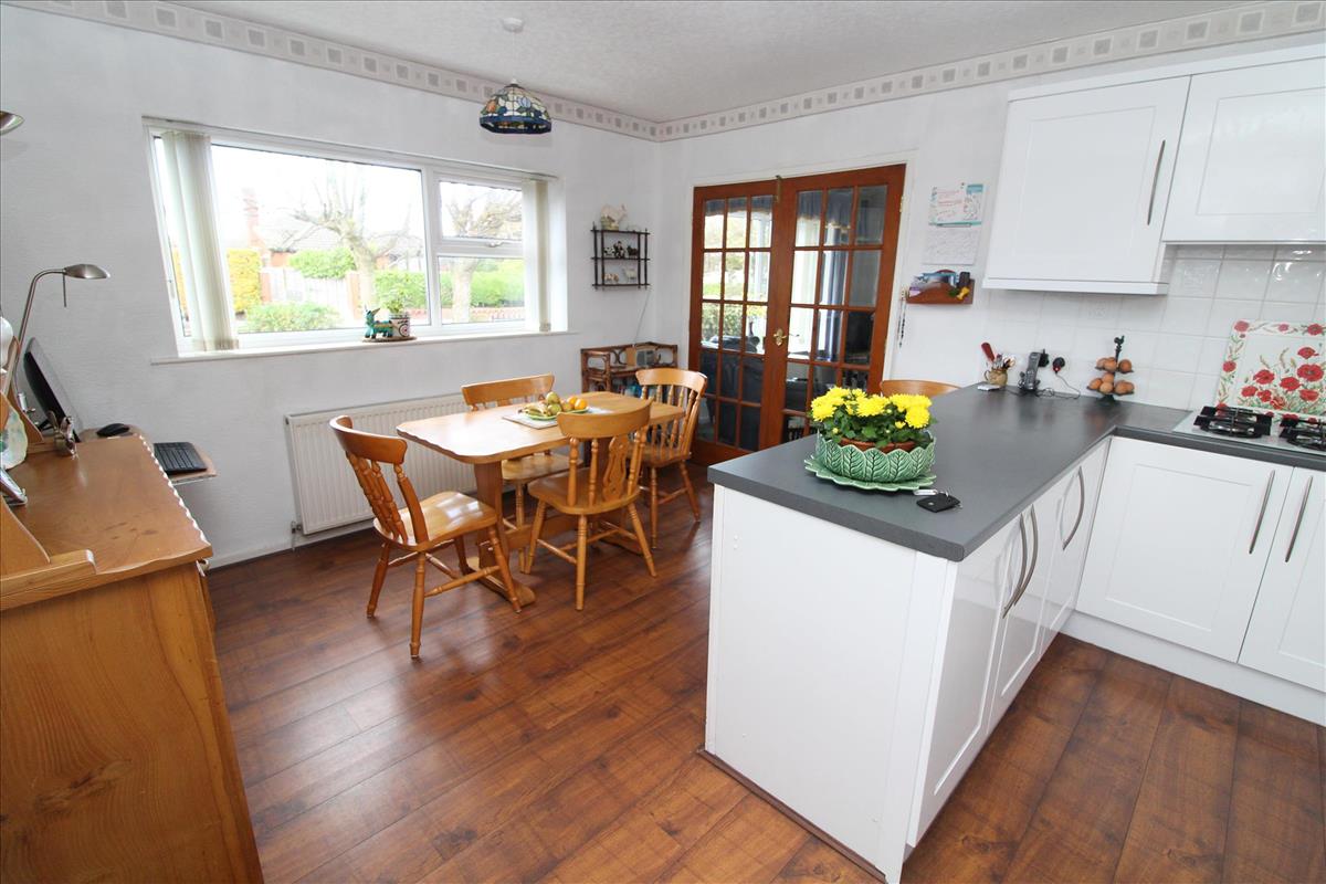 Kitchen Diner View 3