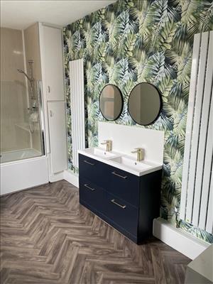 BATHROOM 2