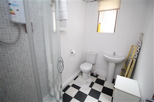 GF SHOWER ROOM