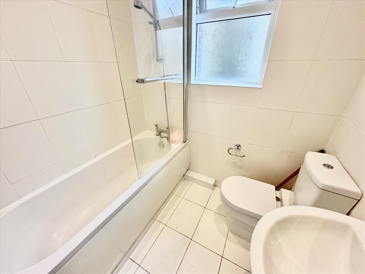 Family bathroom