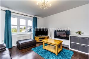 Lounge Further View