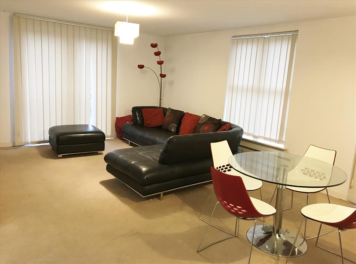 Spacious Lounge