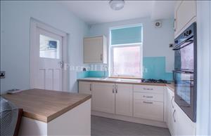 CLIVE ROAD KITCHEN 1