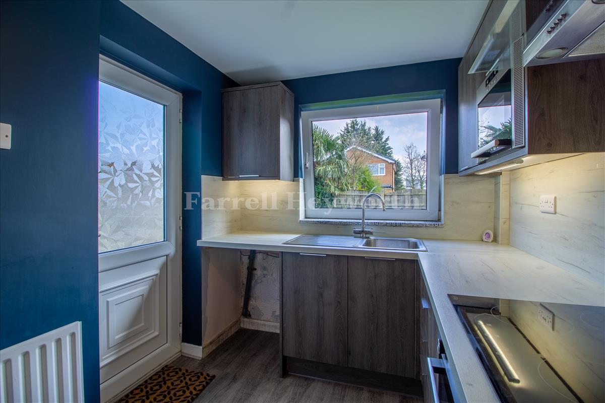 Kitchen 4