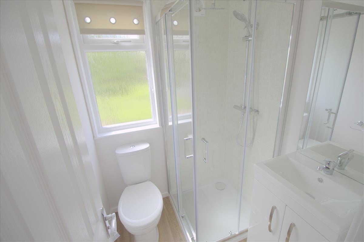 Bedrooom 1 Ensuite