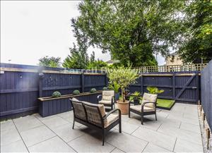 Rear Garden Image 3