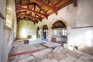 Main room 4