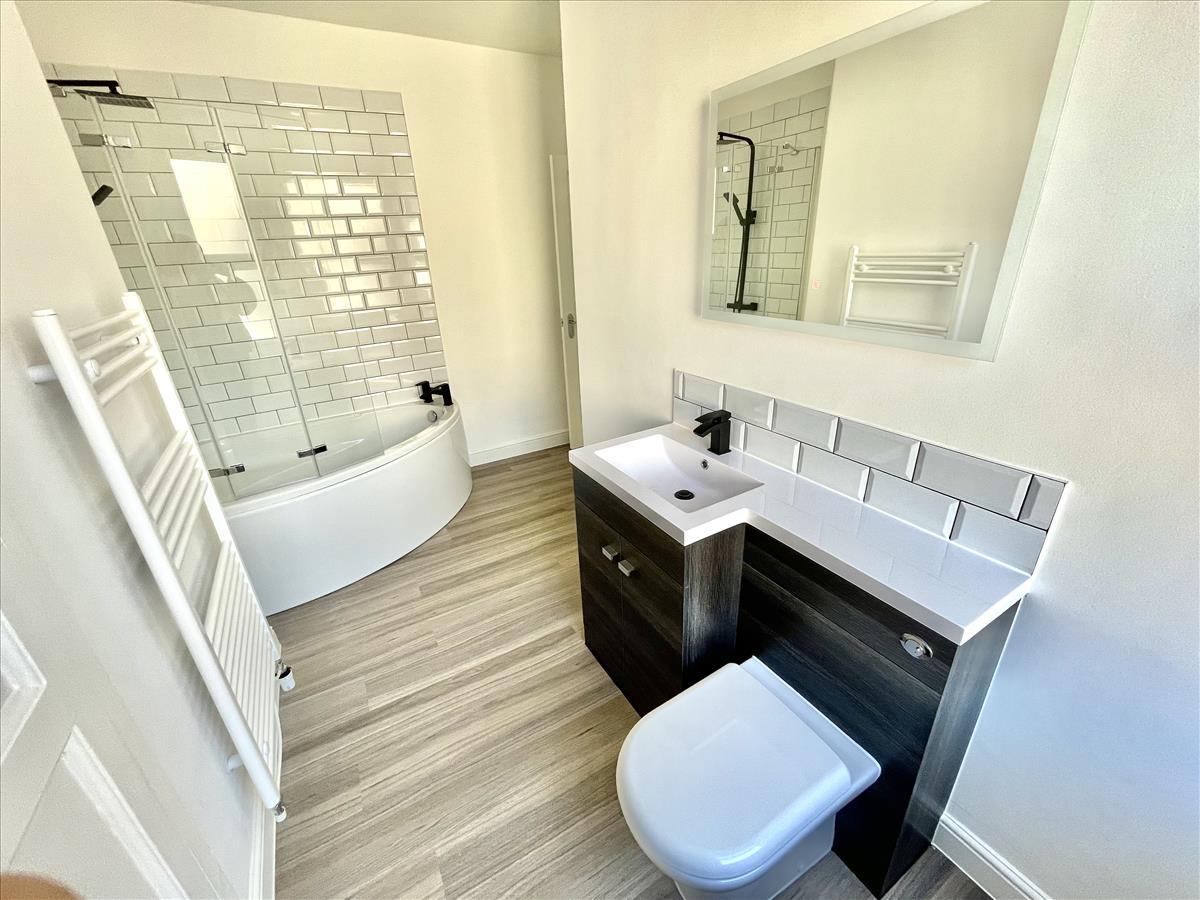 Bathroom view 3
