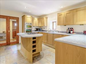 Kitchen 2