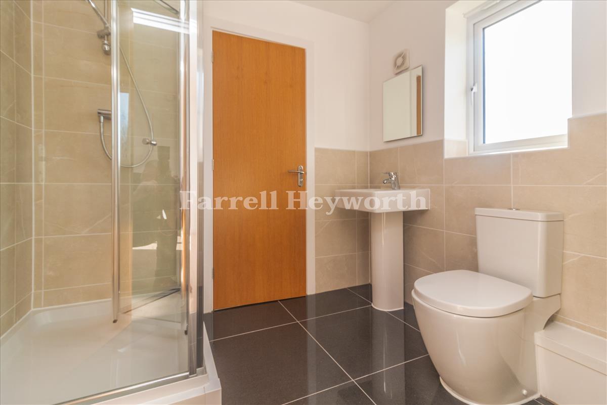 Jack and Jill En Suite