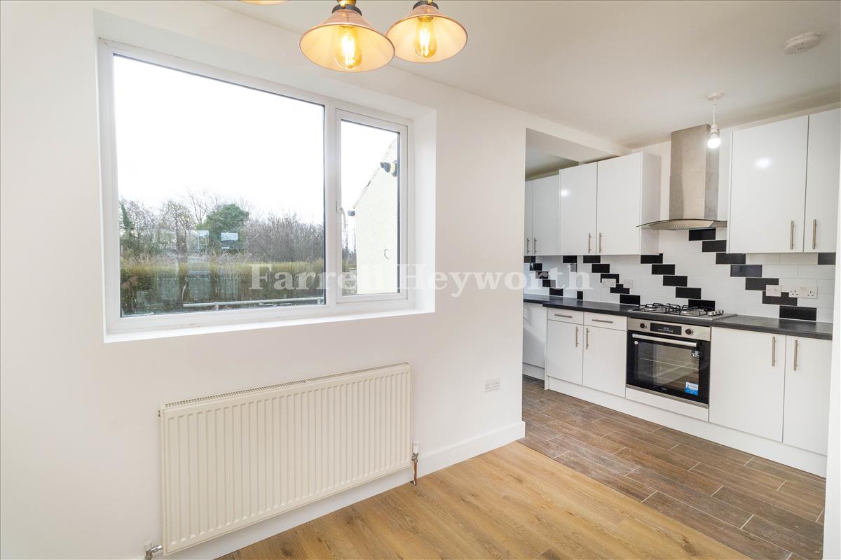 Open Plan Lounge and Dining 4