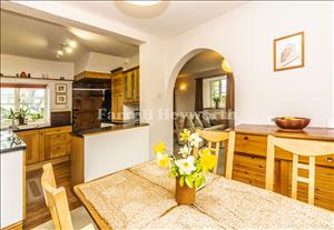 Kitchen Diner image 2