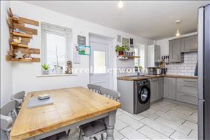 Kitchen dining room
