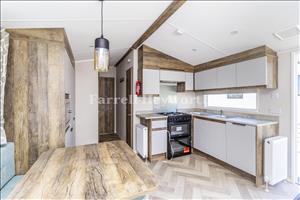 Kitchen dining area