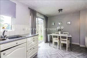 Kitchen Diner image 2