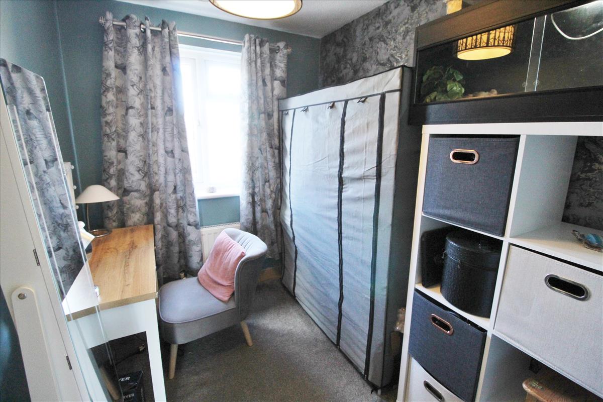 Bedroom 3 Dunsop Gardens