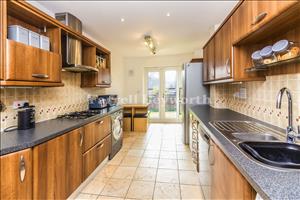 Kitchen image 2