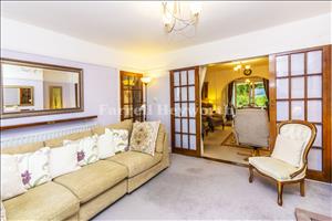 Lounge  image 2