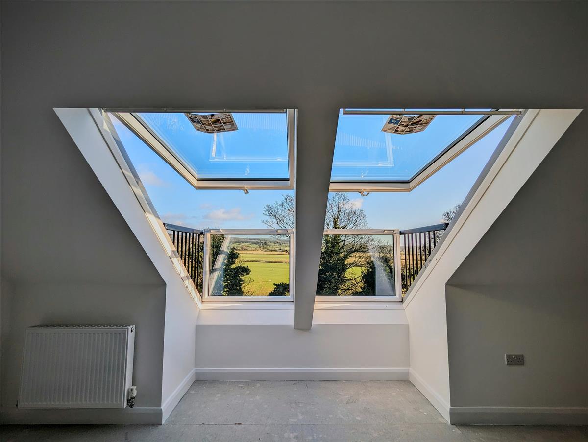 Master Bedroom Rear Outlook New