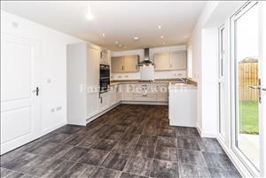 Kitchen image 3