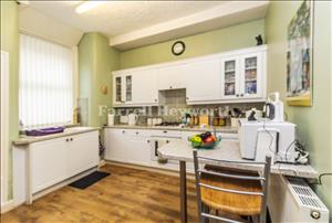 Kitchen image 2