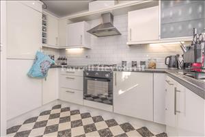 Kitchen 3