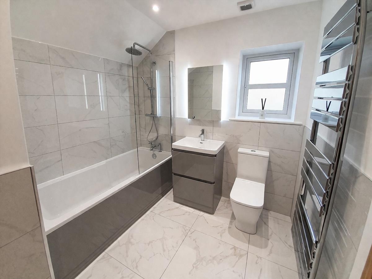 Rydal Bathroom Suite