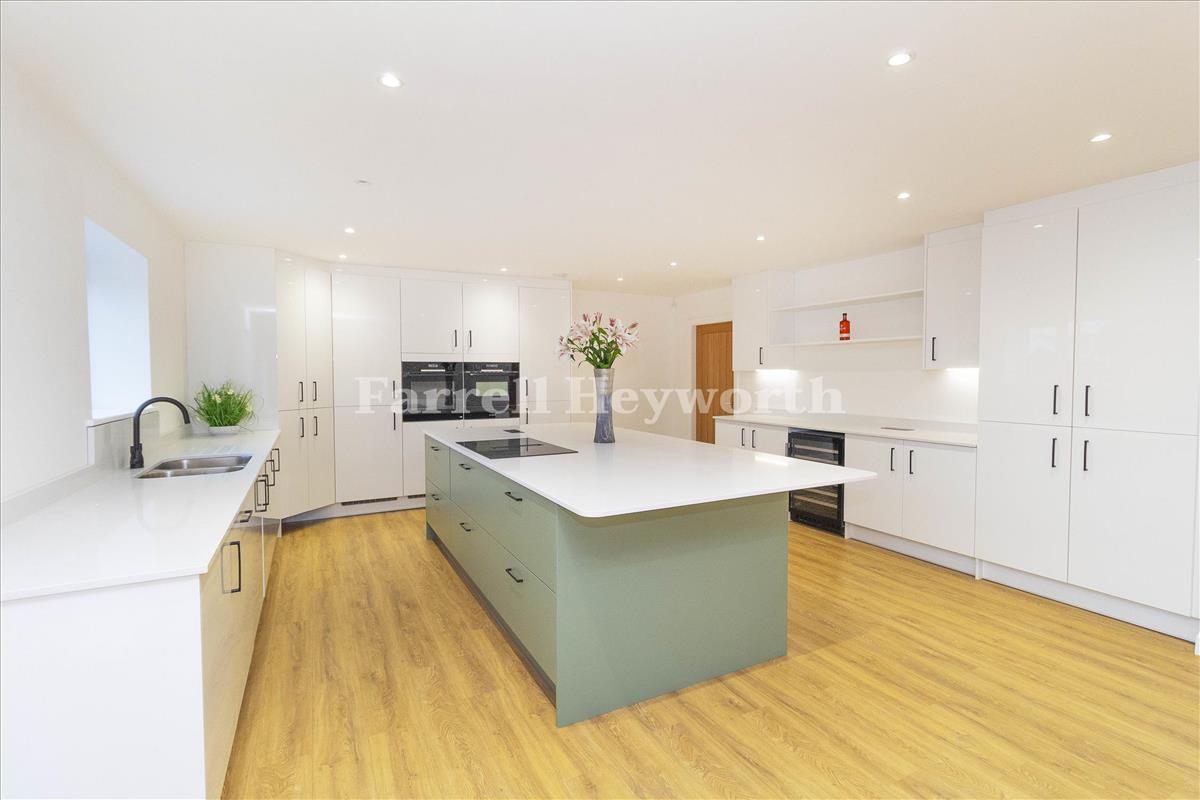 Example New Kitchen Thwaite