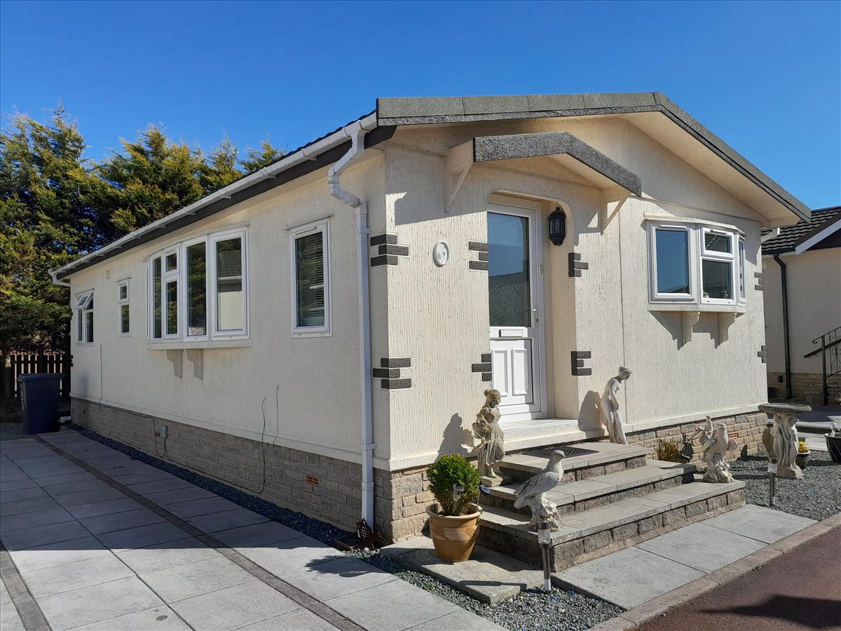 Westcliffe Drive Side