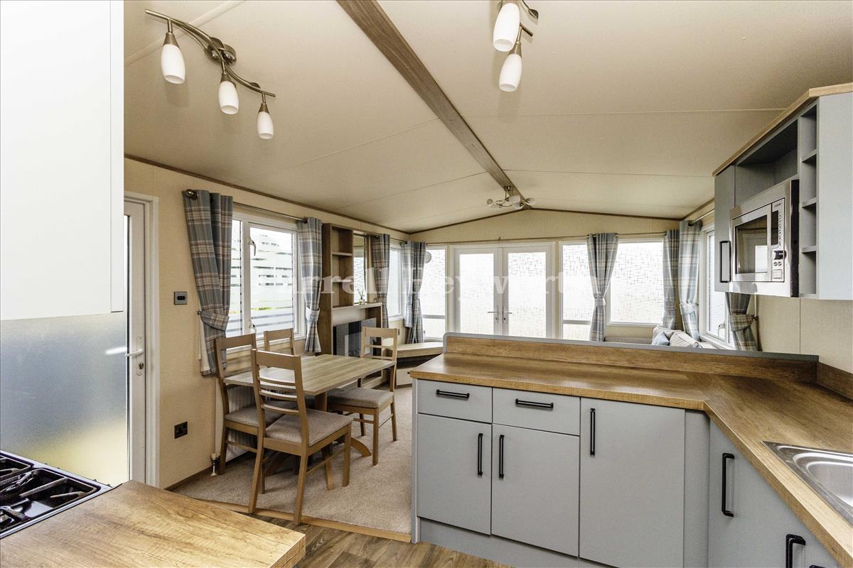Open plan livimg view 2