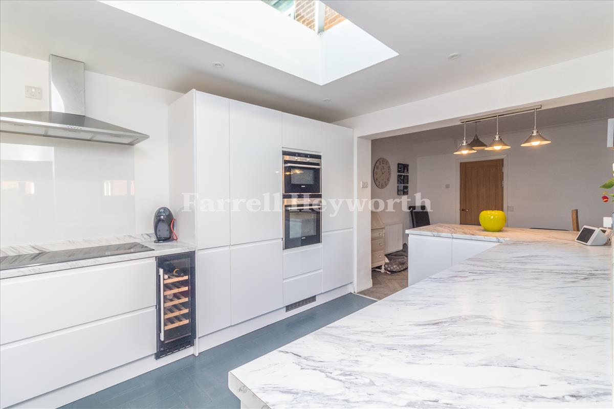 Kitchen image 2