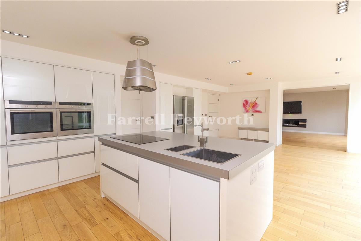 Kitchen Breakfast Room 2