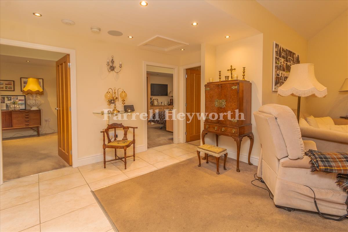 Open Plan Area image 2