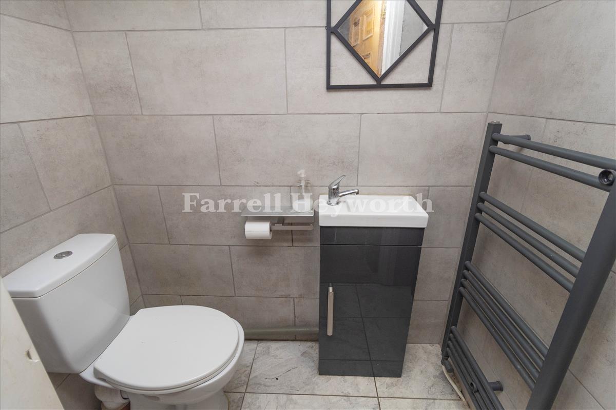 GF WC