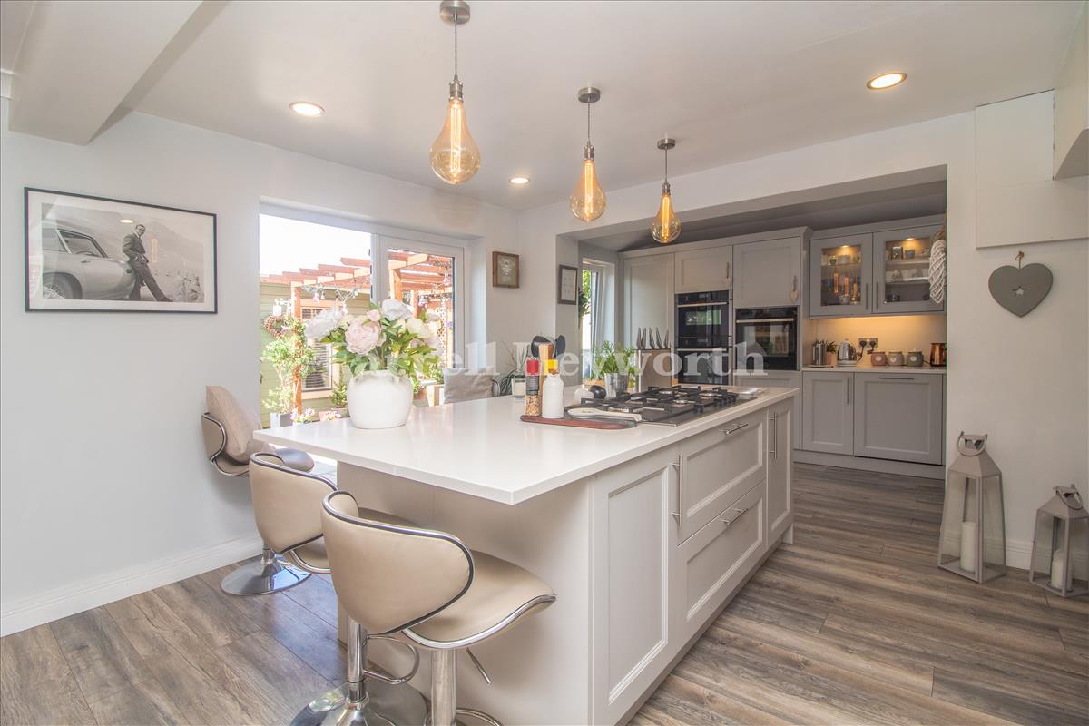 Open Plan Area image 4