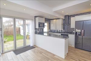 Kitchen Dining 2