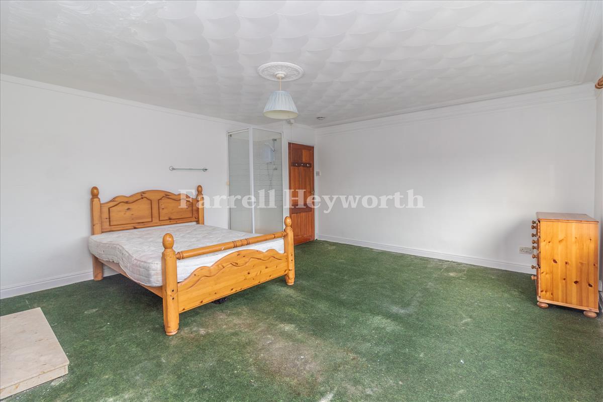 First Floor Rear Bedroom