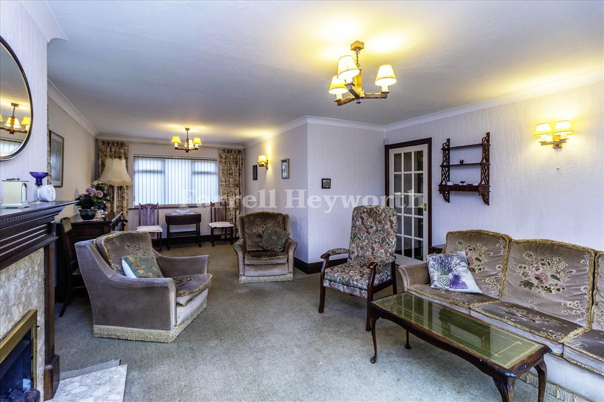 Lounge dining room view 3