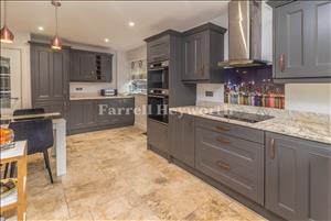 Kitchen image 2