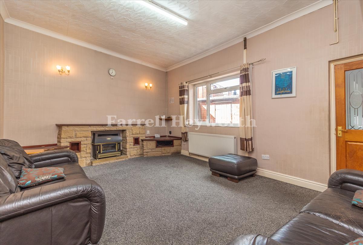 Rear Reception Room image 2